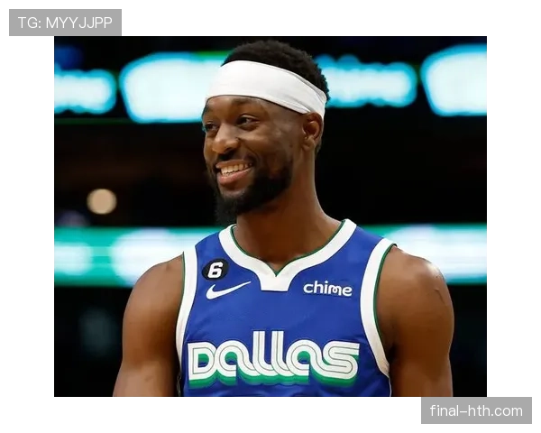 沃克展现精准传中能力，助攻队友力挽狂澜