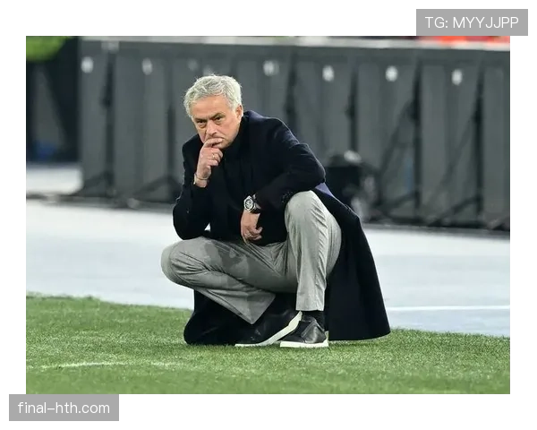 滕哈赫与穆里尼奥战术争锋，推动足球革新新纪元