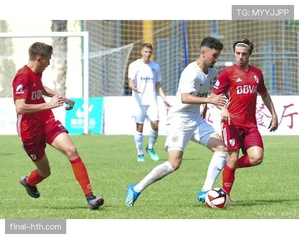 费耶诺德关键球员状态回暖，率队斩获关键胜利